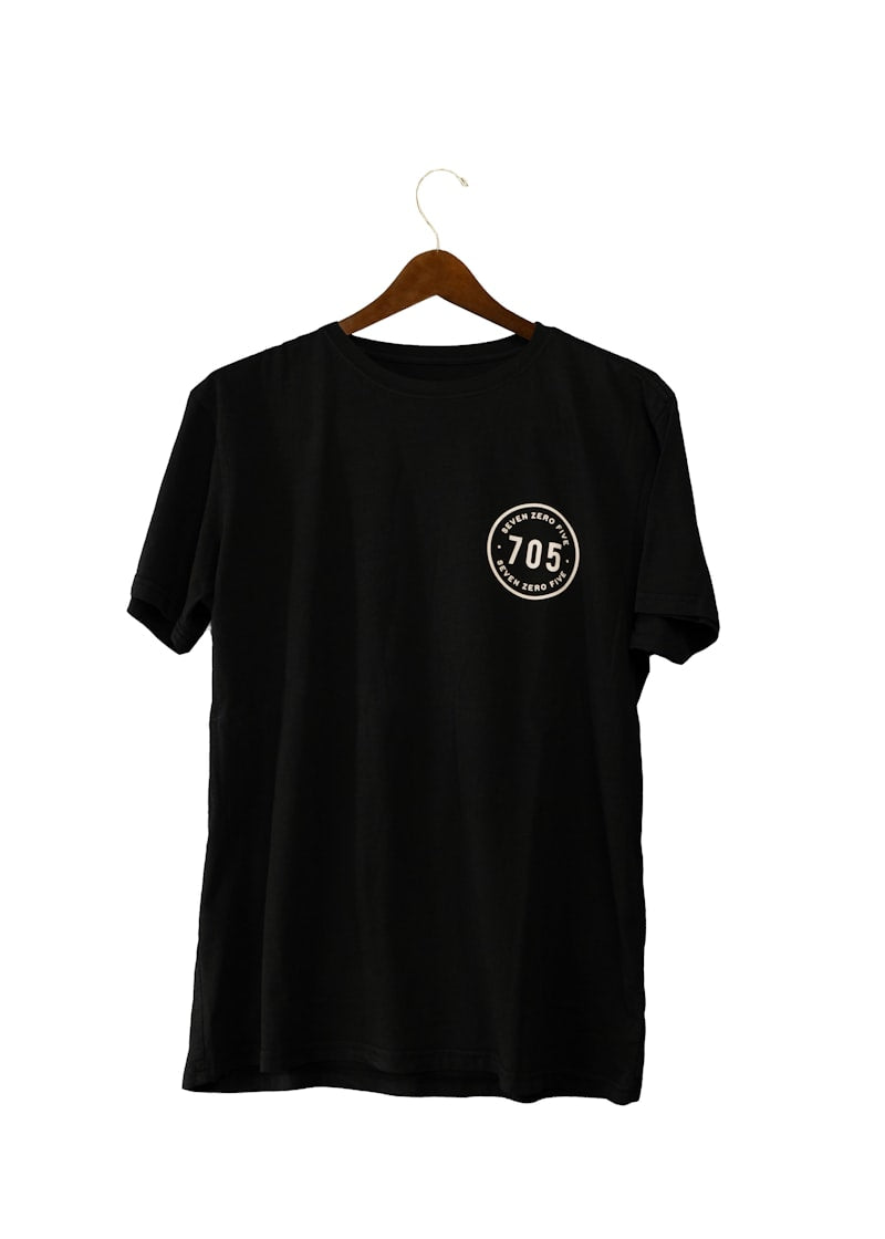 Weißes minimalistisches Langarmshirt aus Pima-Baumwolle
